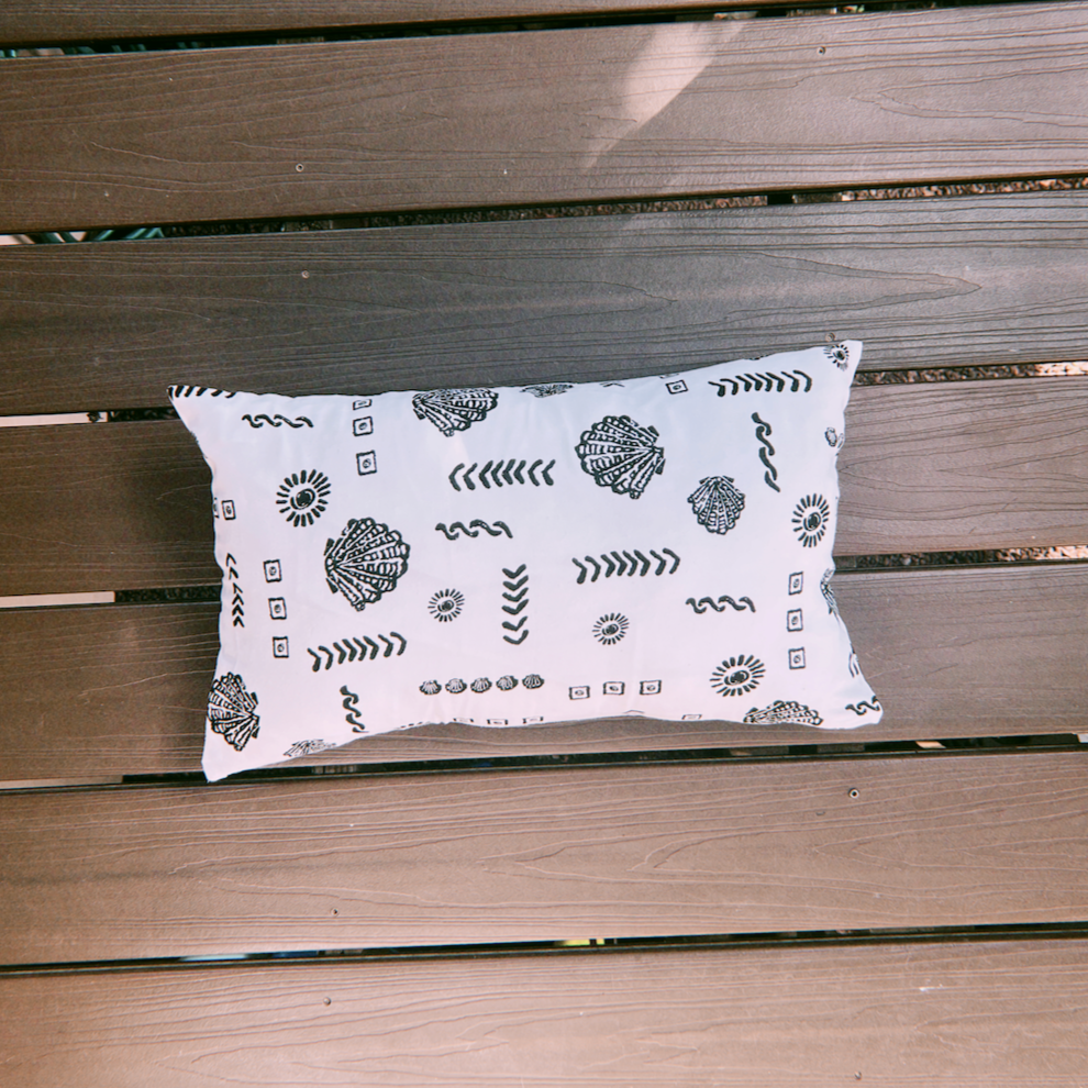 Seashell Coastal Pillow